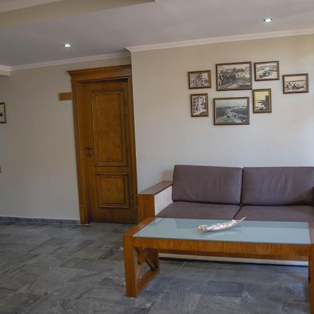 Prince Cyril Hotel Nesebar Exteriör bild